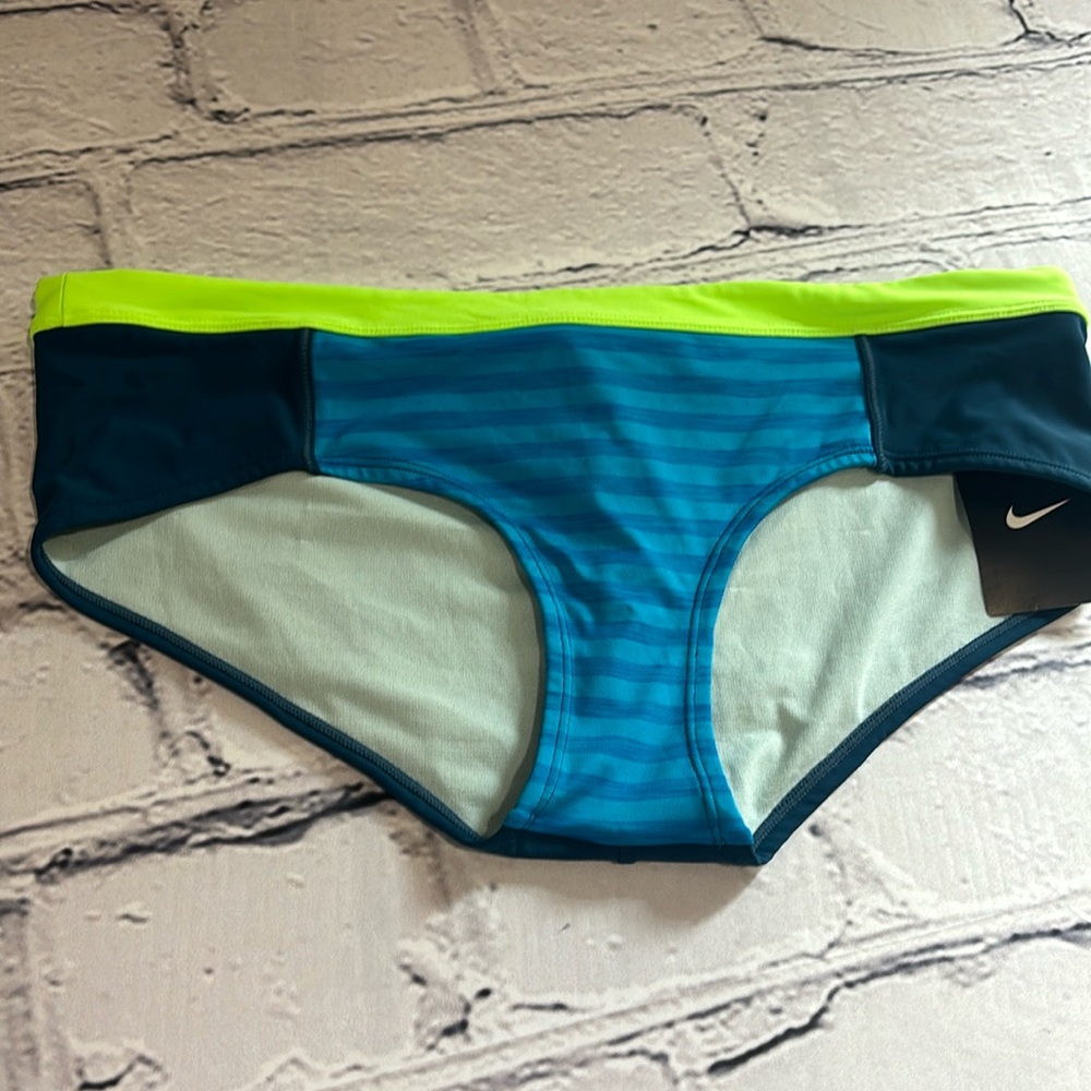 NWT Nike Bikini Bottom Size 14.